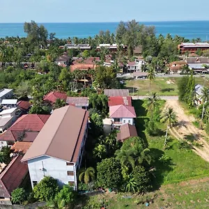 Pratum Khao Lak